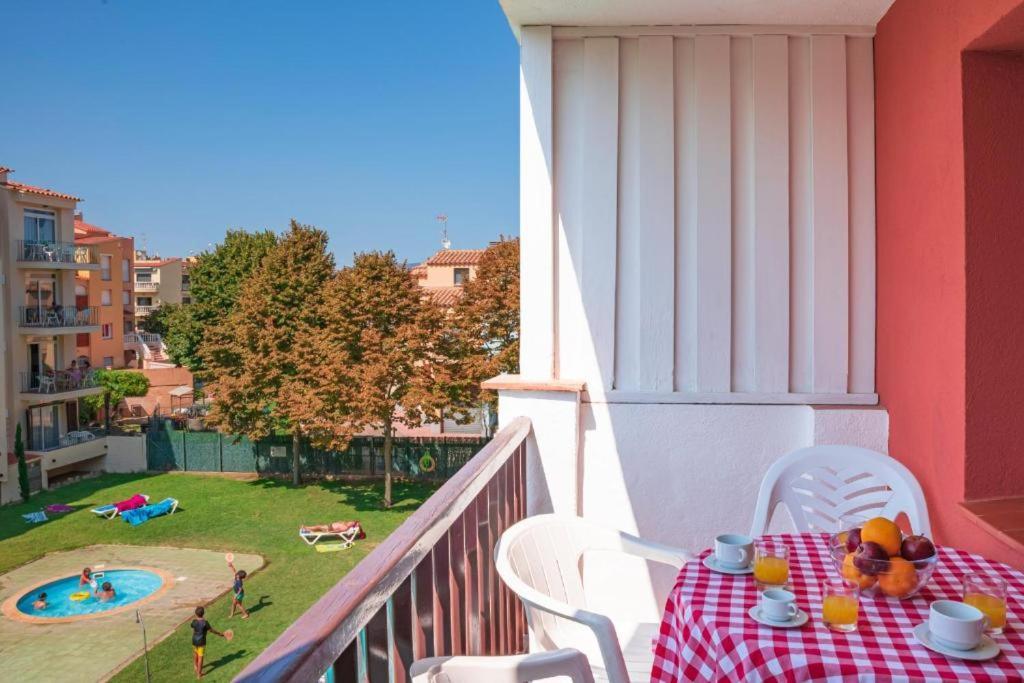 Aptos. Comte D'Empuries Empuriabrava Dış mekan fotoğraf